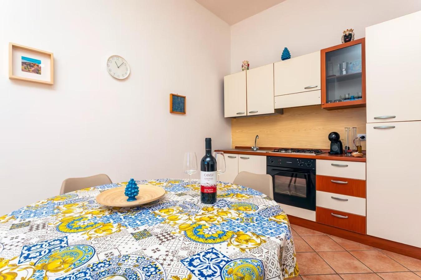 Camia Etna House Apartment Piedimonte Etneo Bagian luar foto
