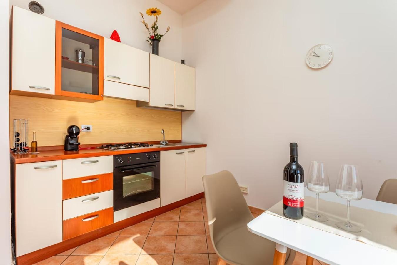 Camia Etna House Apartment Piedimonte Etneo Bagian luar foto